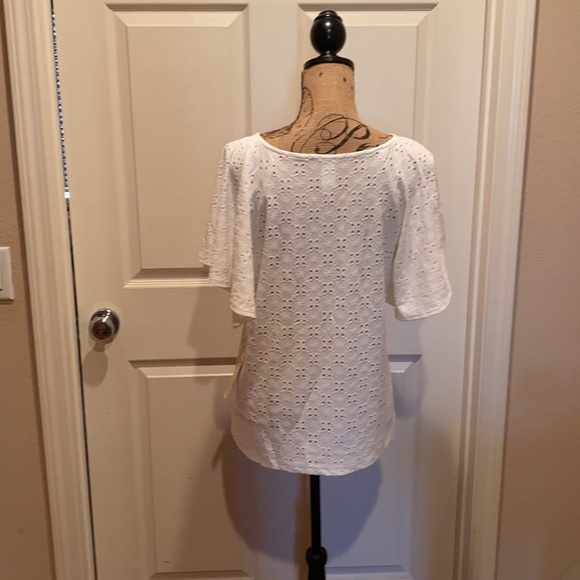 Wide Ruffle sleeve eyelet top - Picture 7 of 7